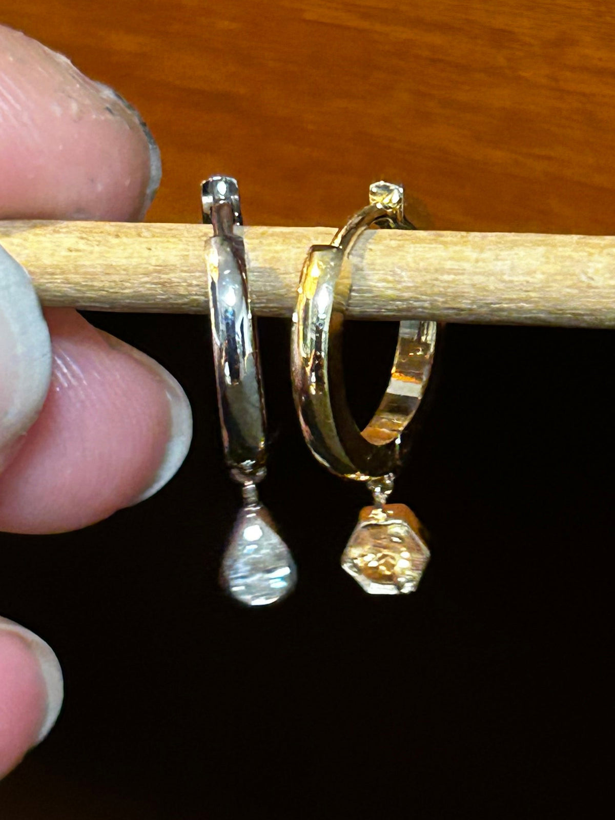 Drop Milk & Honey earrings with Diamond and Sapphire š„šÆ